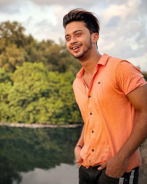 Hasnain Khan new pics