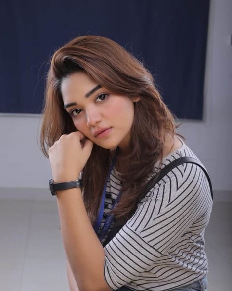 Romaisa Khan age