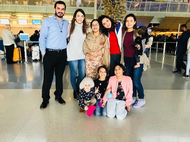 yumna zaidi family photo