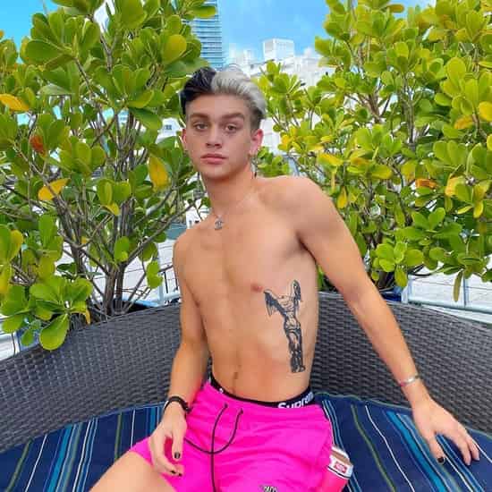 Ethan Peters photo 2020
