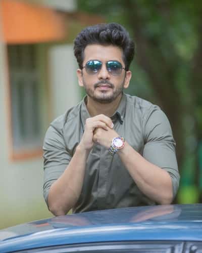 Abhijeet Khandkekar