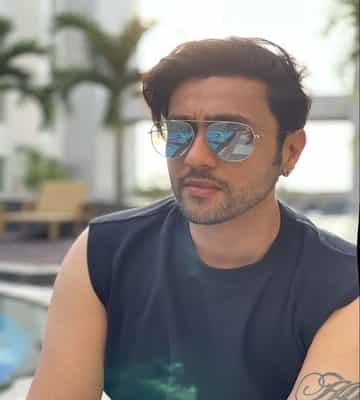 Adhyayan Suman ashram cast