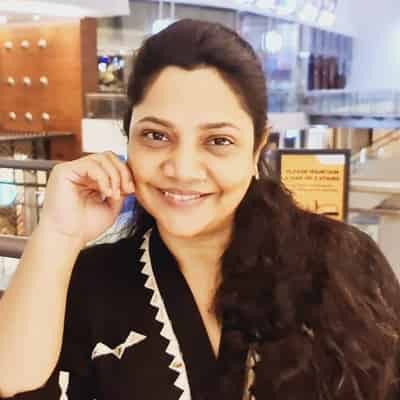 Sonali Pandit Naik maddam sir cast