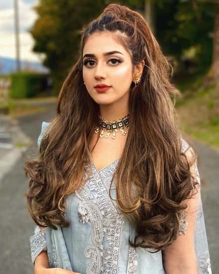 jannat mirza salary